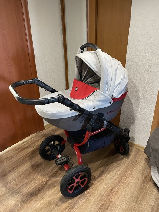 Дитячка коляска 3в1