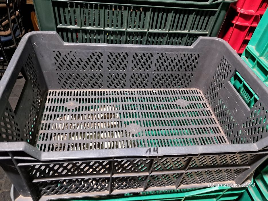 Skrzynki plastikowe 15kg