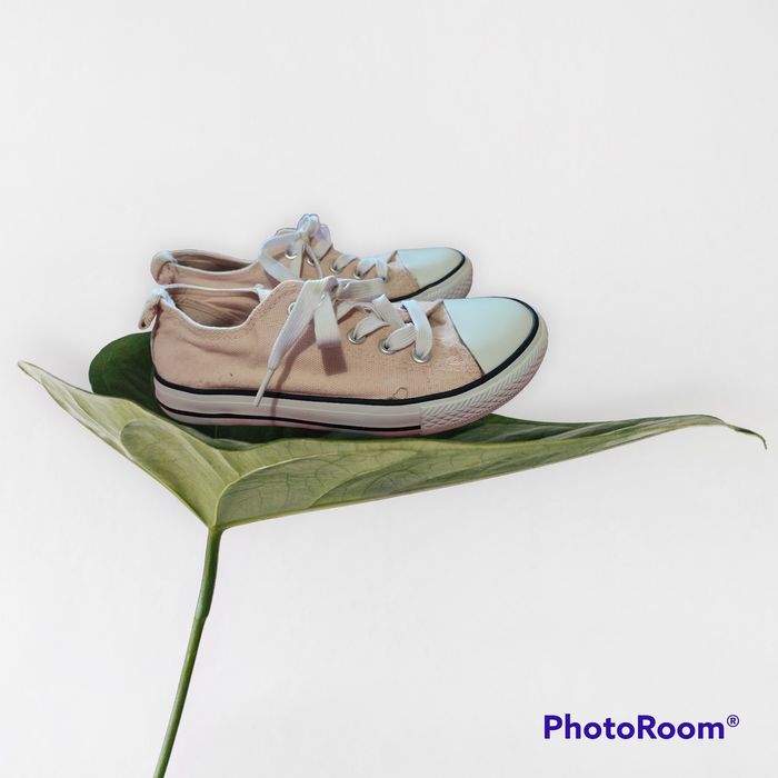 Кеди на дівчинку