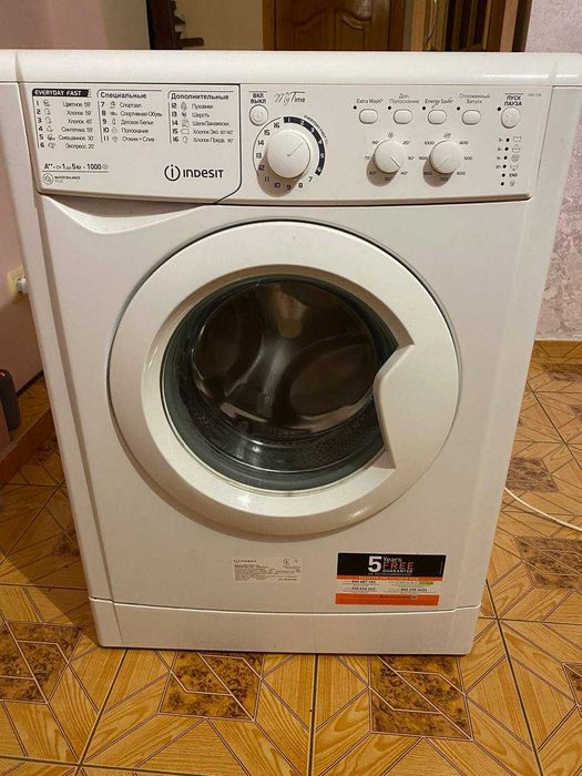 пральна машина  Indesit