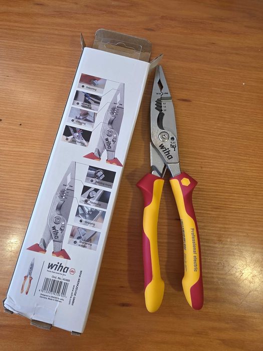 Szczypce uniwersalne Wiha 8w1 izolowane 1000V dla elektryków