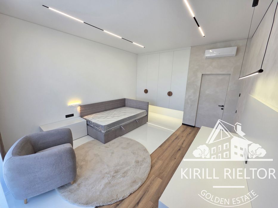 В коттеджном городке "Золотые Ключи" продается новый таунхаус