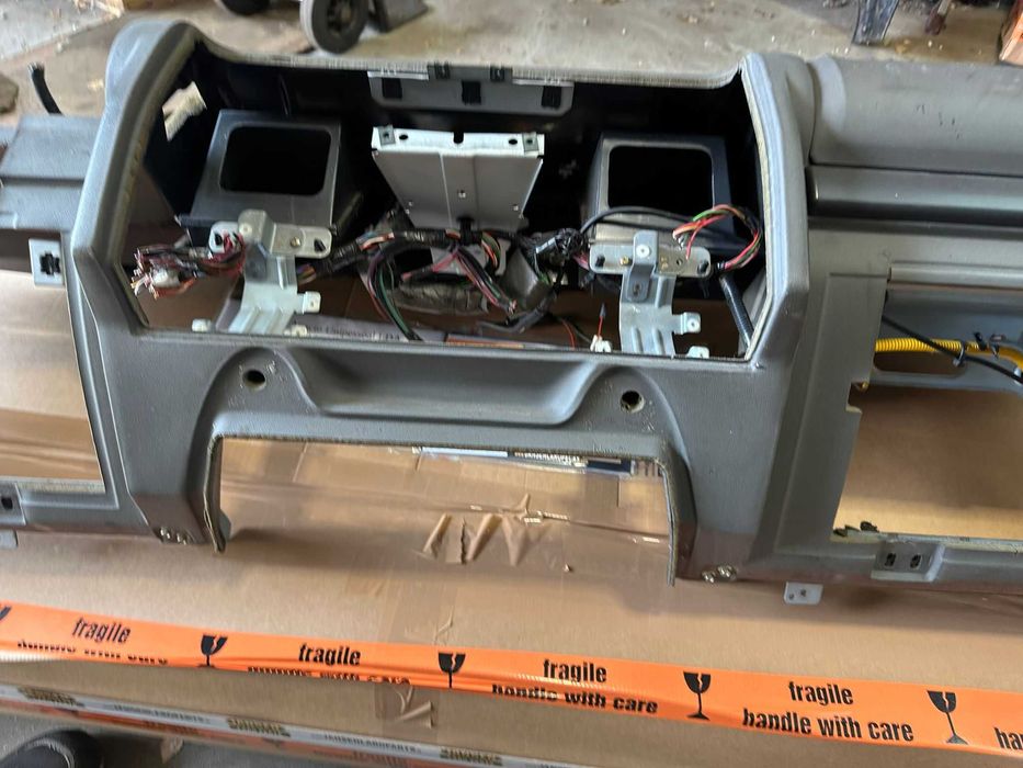 Land Rover Discovery Tablier cinzento 300 ou td5 cinzento
