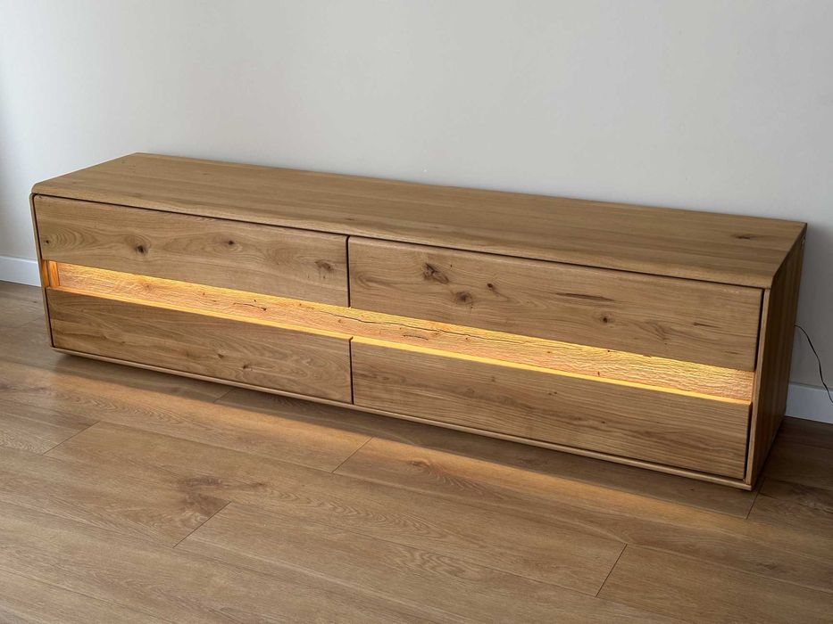 Dębowa szafka RTV z oświetleniem | okazja, taniej o 3700 zł !