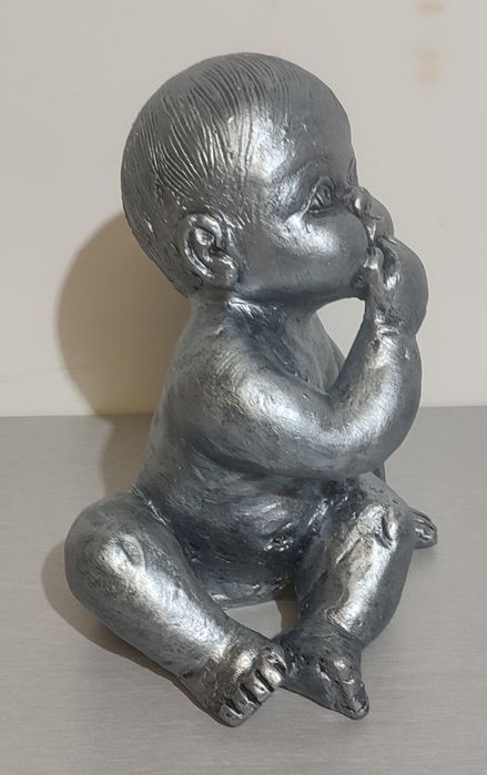 Estatueta de Bebé Artesanal
