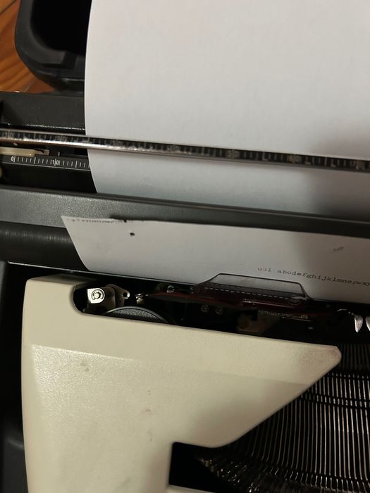 Máquina de escrever antiga