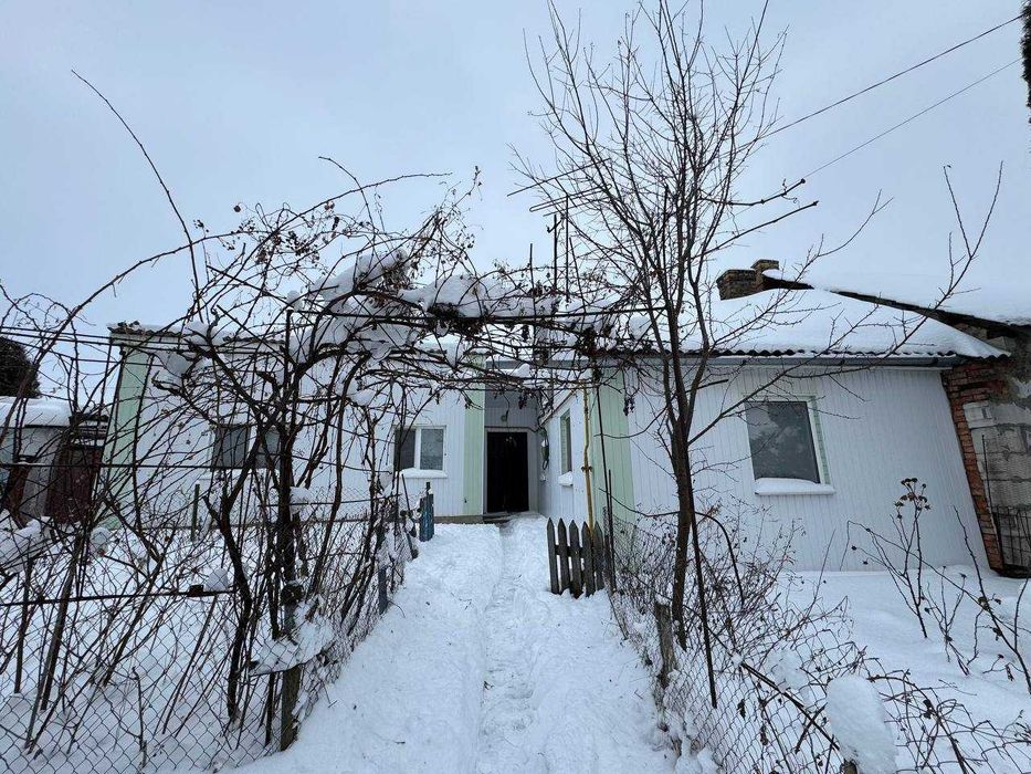 Продаж 1/2 будинку в м. Здолбунів