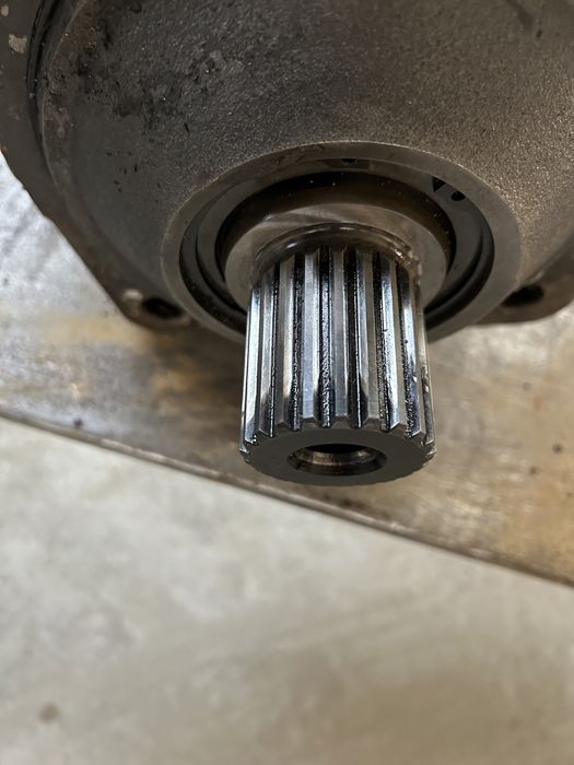 Silnik hydrauliczny rexroth silnik jazdy do koparki o&k 21 frezów