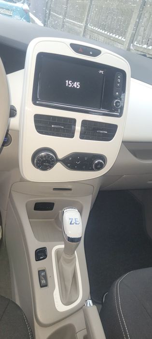 Продам Renault zoe