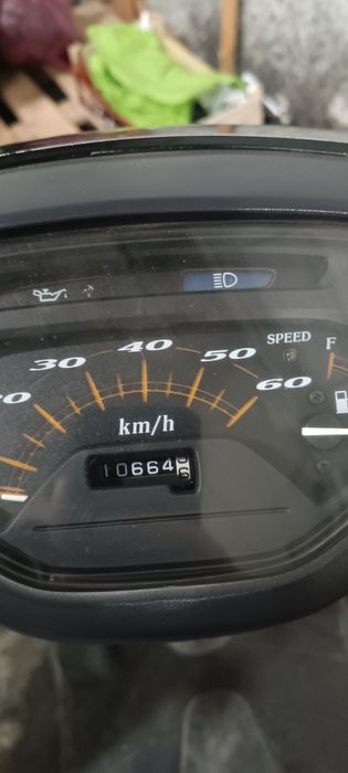 Продам Honda lead 48