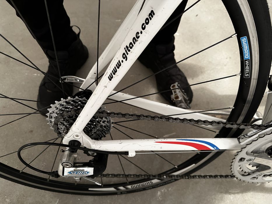 Rower szosowy w stanie dobrym