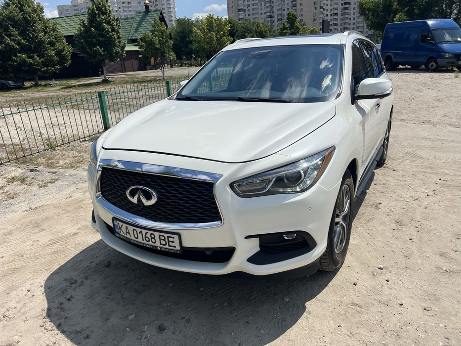 Infiniti Qx60 2017 3,5л 7 мест полный привод