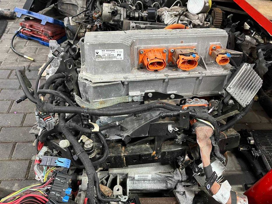 Двигатель электрический 5AM400 Renault Kangoo Z.E