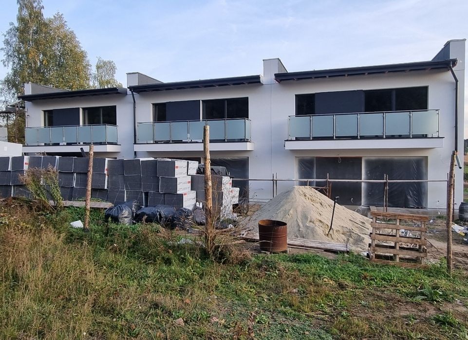 Balustrady ze stali nierdzewnej, malowane i inne.