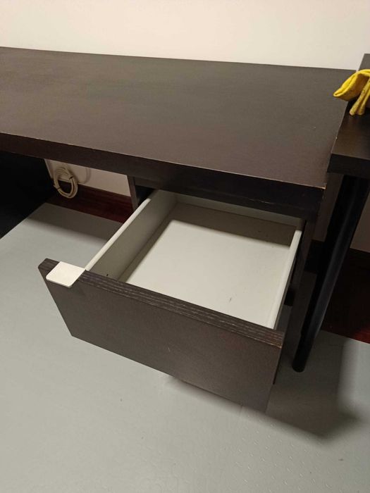 Secretária de Madeira Escura | Póvoa de Varzim