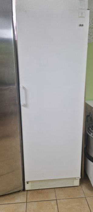 Sprzedam Zamrażarke husqvarna 180cm