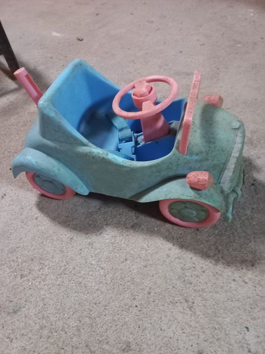 Bonecos diversos de menina