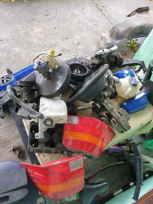 Czesci do vw golf 4 14.16v