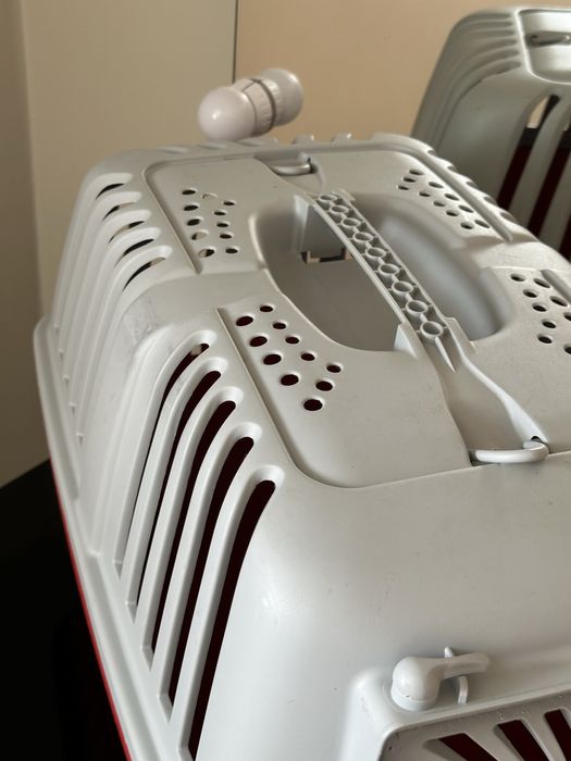 Переноска для тварин