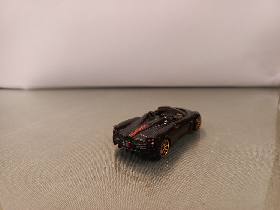 Pagani Huayra Hot Wheels