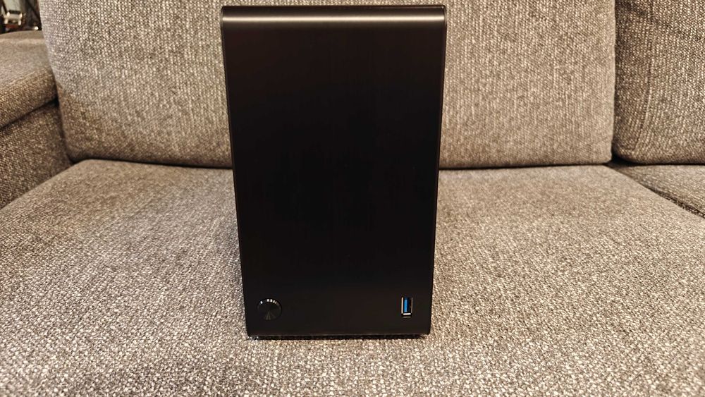 Obudowa Dan Case A4-SFX + Alpenfohn Black Ridge + Lian-Li KOMPLET !!!