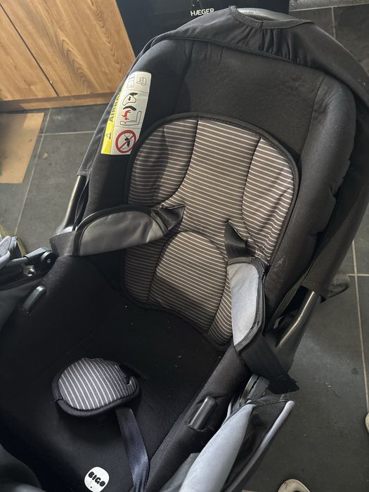 Carro de bebé confortavel