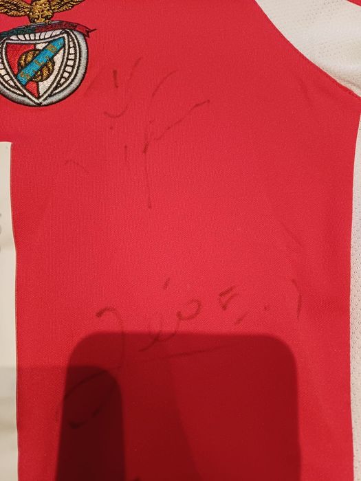 Camisola futebol Benfica assinada