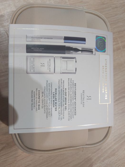 Odżywka do brwi Revitalash 3 ml w zestawie