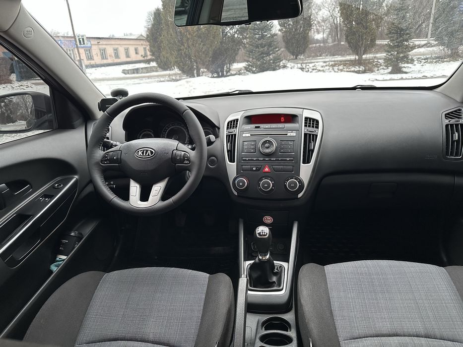 Продам авто  KIA Seed