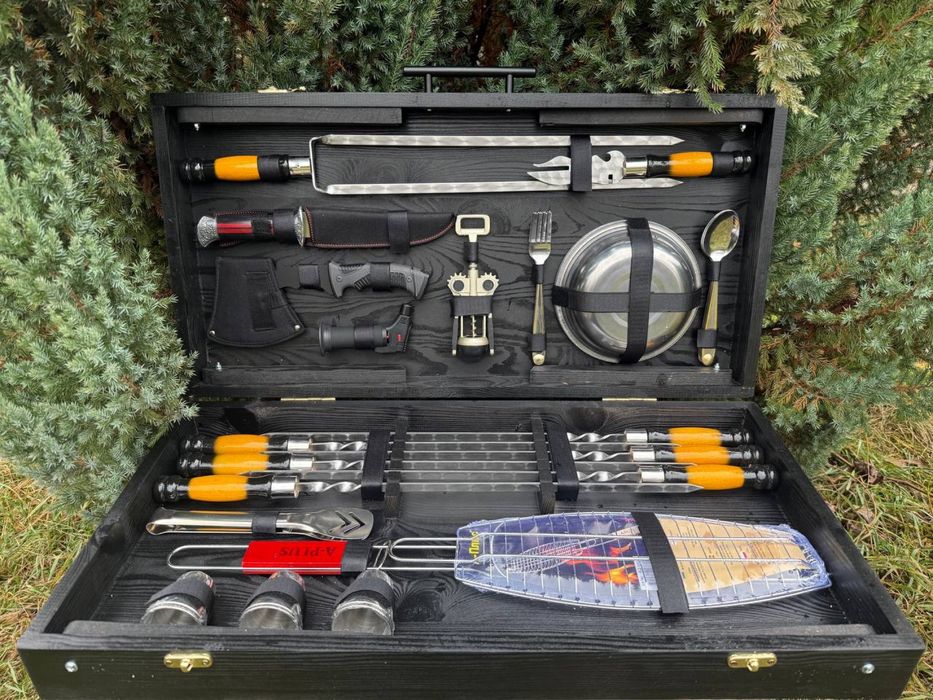 Набор шампуров на подарок мужчине в деревянном кейсе