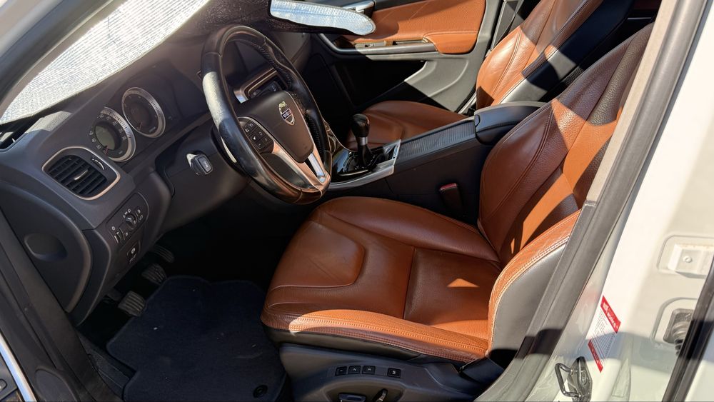VOLVO S60 D3  Momentum