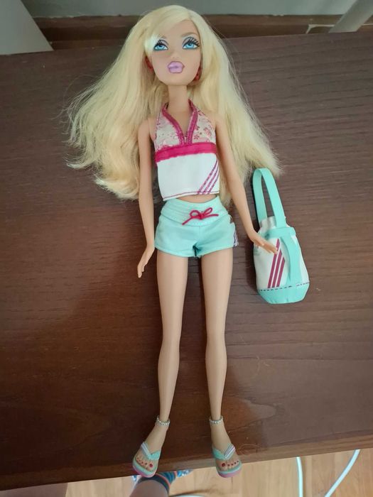 Barbie MyScene Adidas