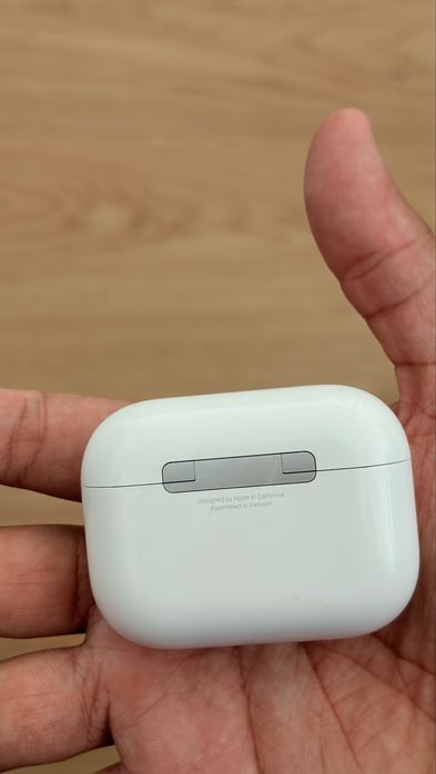 Caixa Airpods pro 3 + fone esquerdo