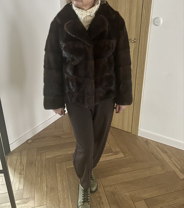 Futro z norek czekoladowe