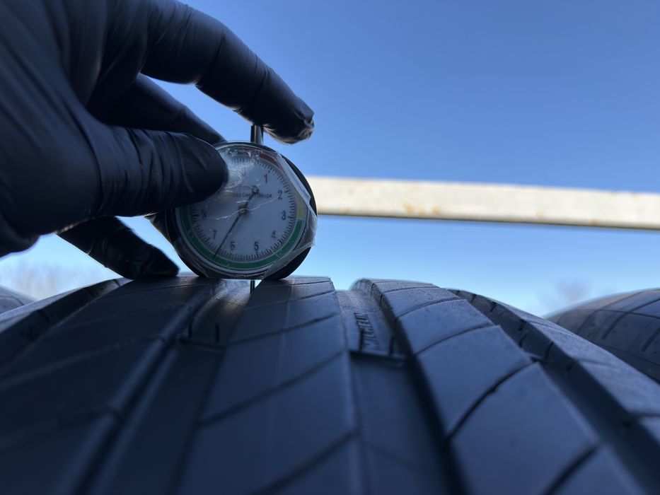 Шини б/у 225/55 R18 Michelin 4шт