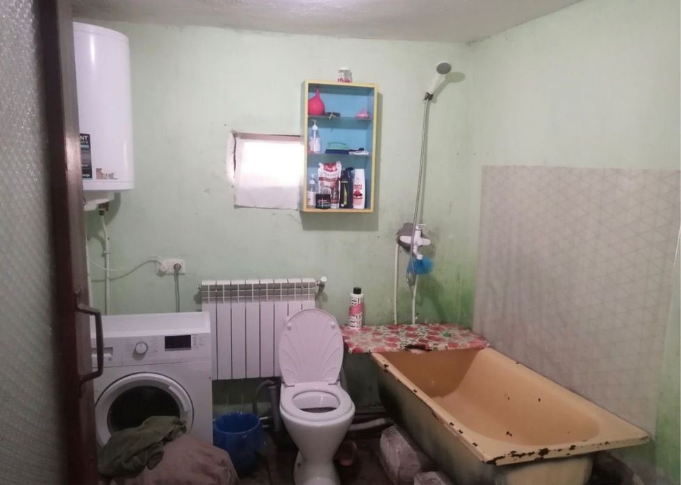 Продається житловий будинок в Матвіївці