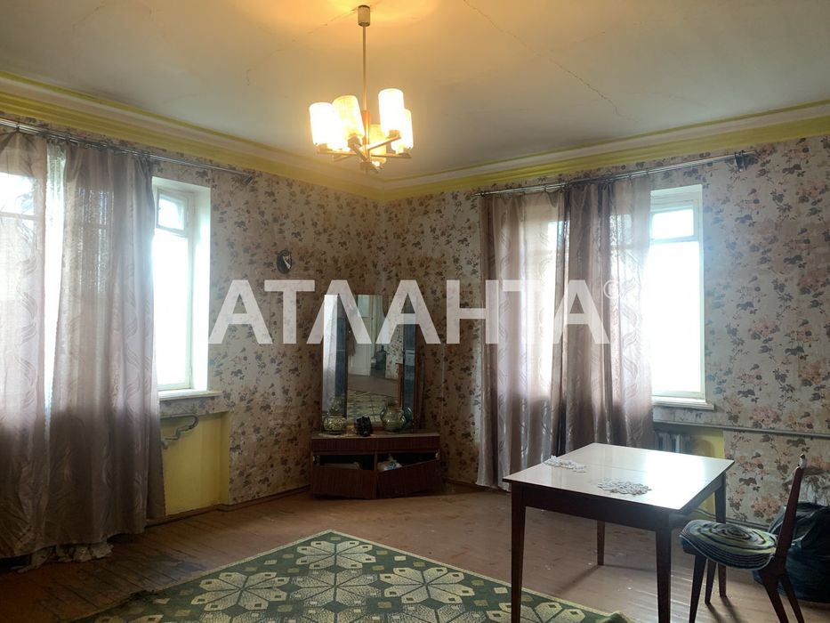 Дом под ремонт в  с. Дачное