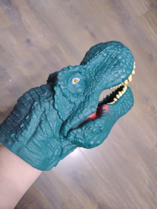 Іграшка-рукавиця динозавр