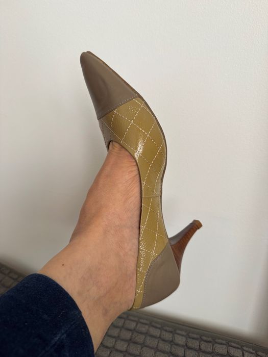 Scarpin de couro legítimo
