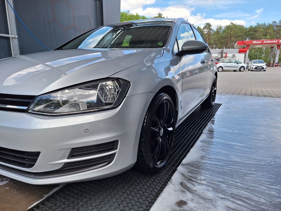 Volkswagen Golf VII