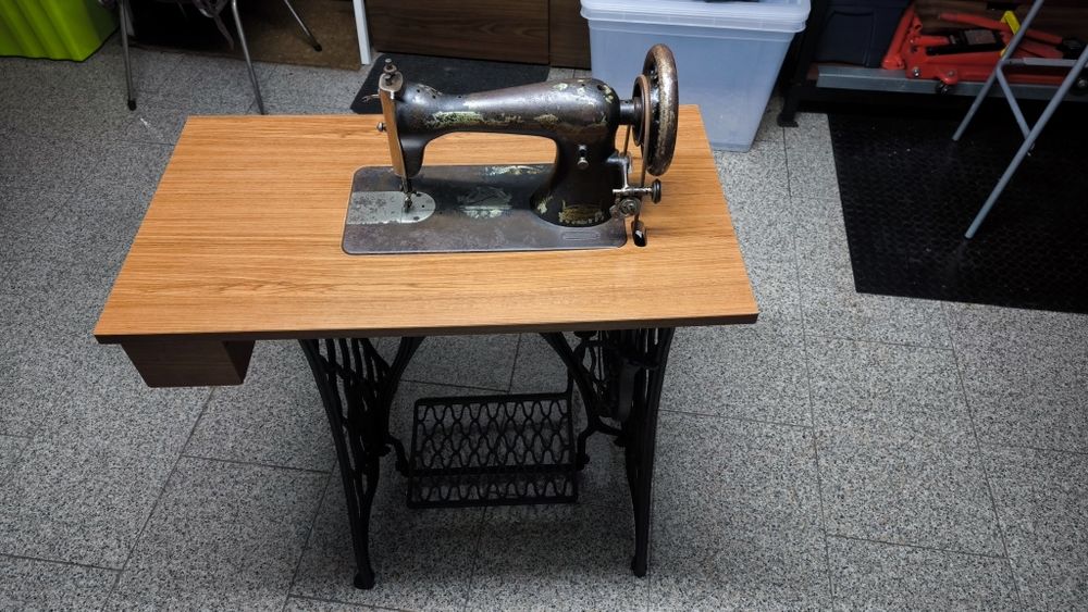 Maquina costura Singer vintage