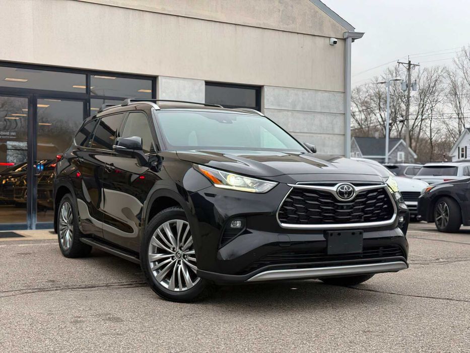 Toyota Highlander Platinum      2022