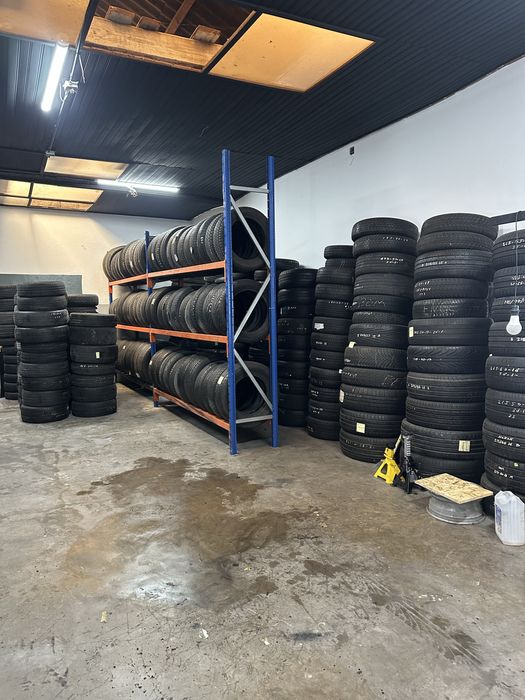 Lote de Pneus em bom estado