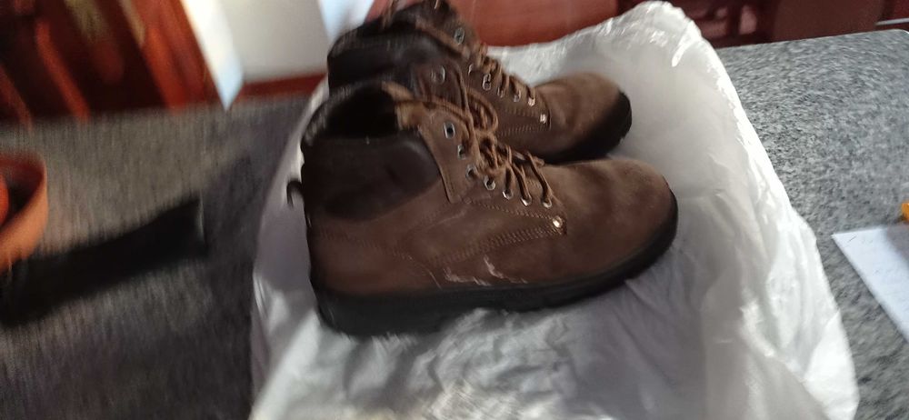 Calçado vário como novo com pouco uso