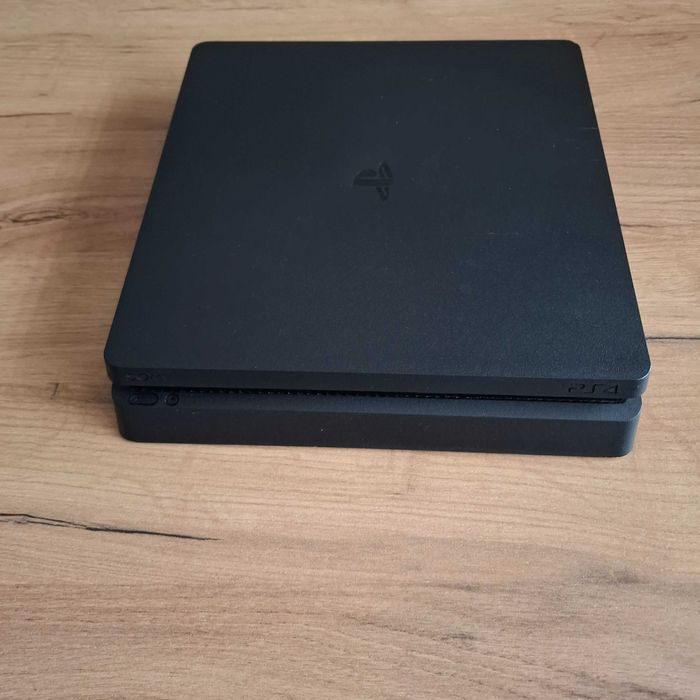 Playstation 4 slim 500GB +pad+okablowanie