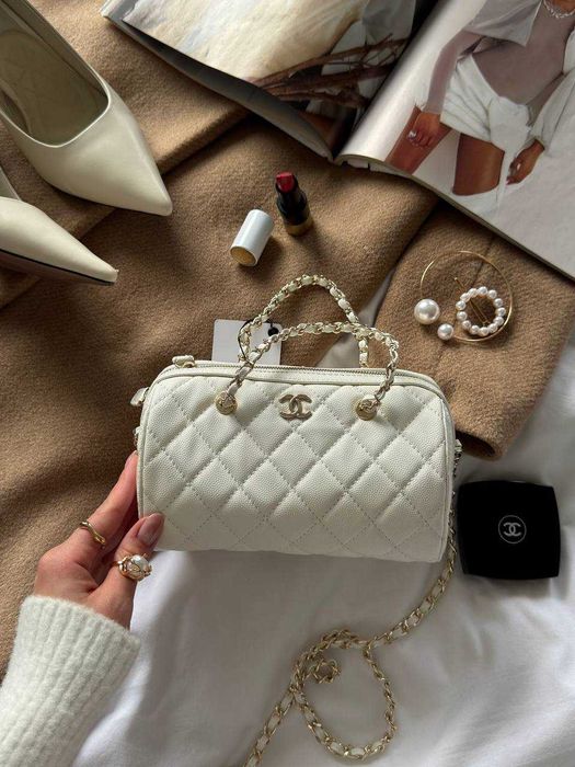 Chanel Mini Classic Bowling Bag Cream/Кремова мінісумка Шанель