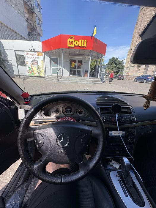 Продаж w211 2.7cdi akpp