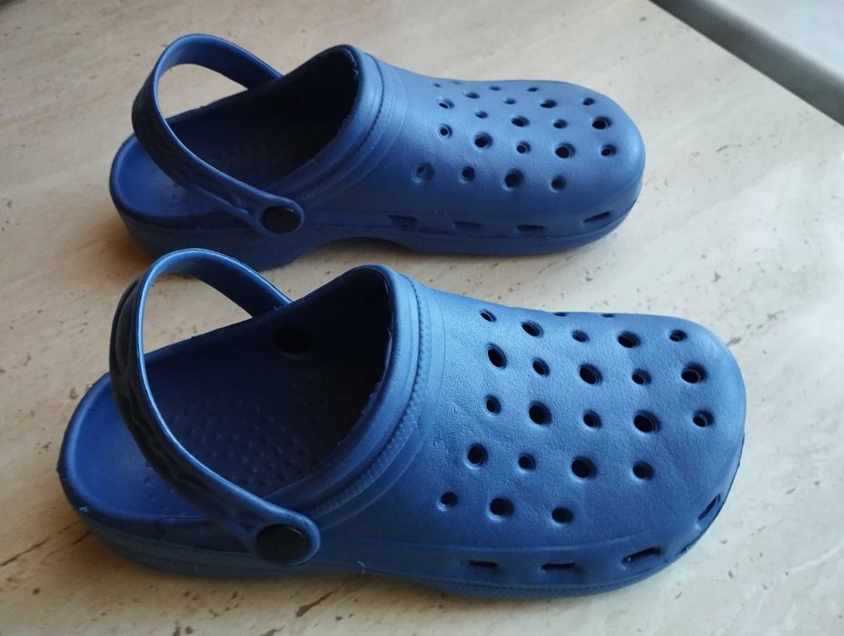 Klapki damskie, dziewczęce