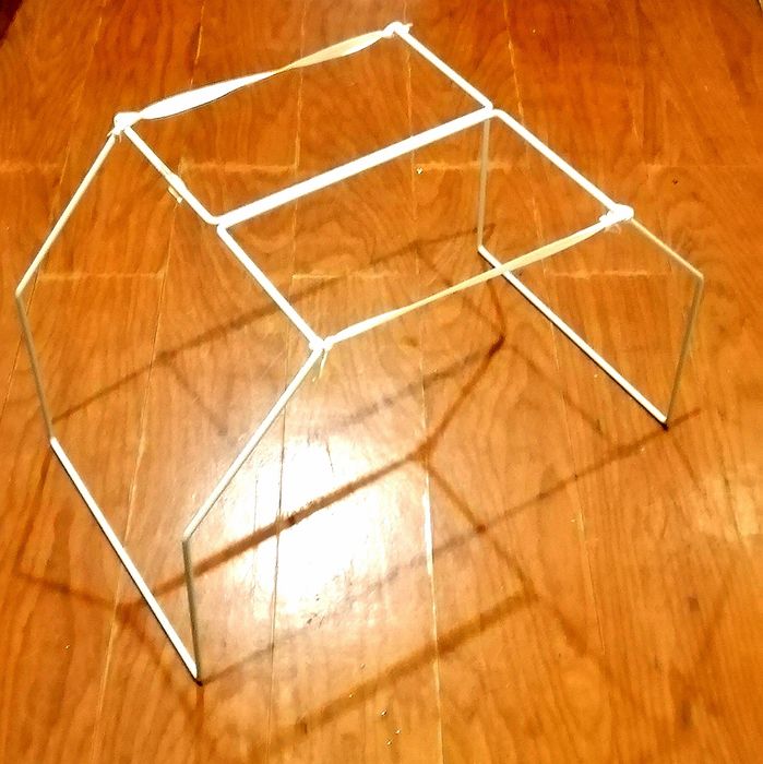 Gaiola de protecção pés pernas cama lençois.