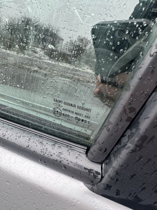 Renault logan 131т пробег не бит не крашен гбо 4